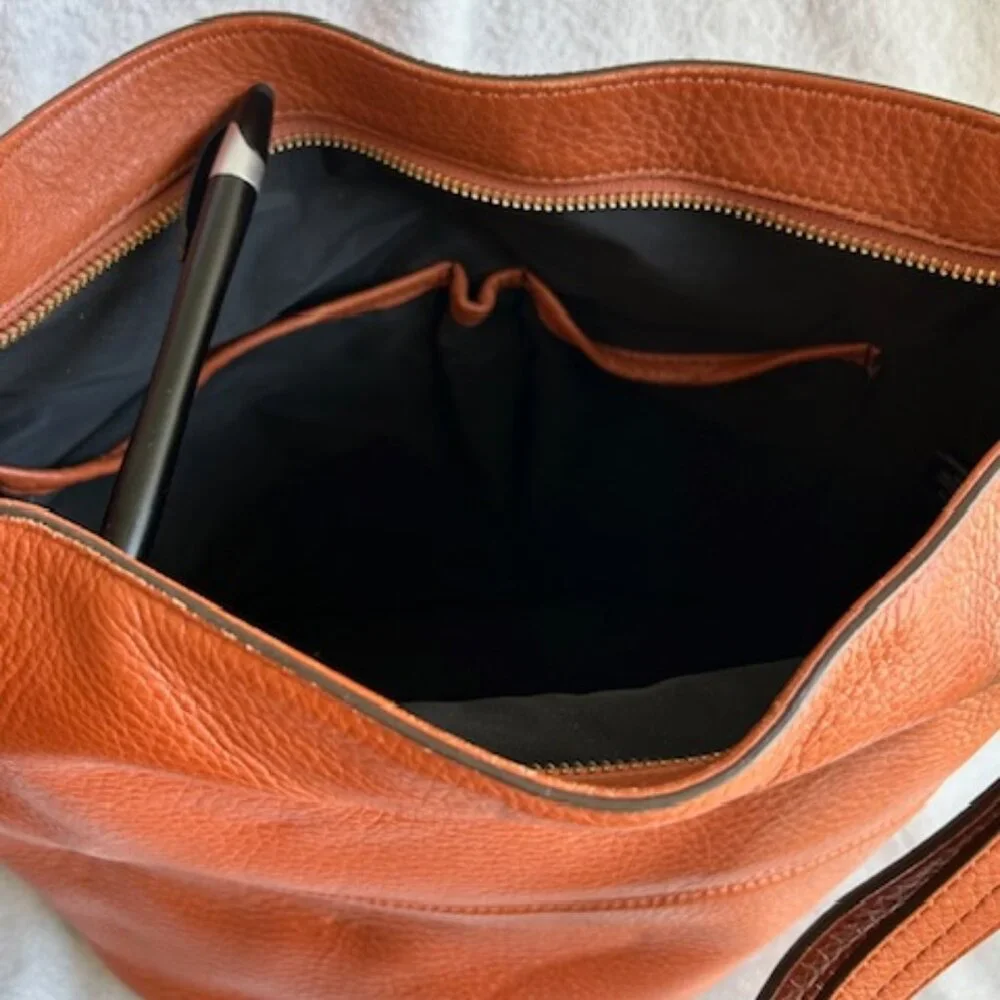 Cole Haan Celia Bucket Hobo Bag (Large) w/Dust Bag | Sienna Tan